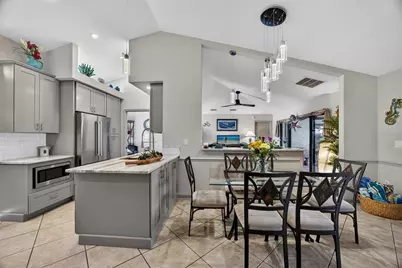 528 Marseilles Court, Punta Gorda, FL 33950 - Photo 10