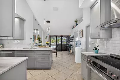 528 Marseilles Court, Punta Gorda, FL 33950 - Photo 14