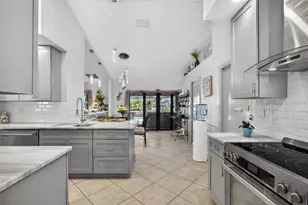 528 Marseilles Ct, Punta Gorda, FL 33950 - Photo 14