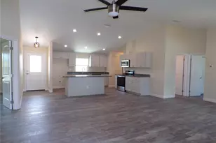 3112 Pinetree St, Port Charlotte, FL 33952 - Photo 2