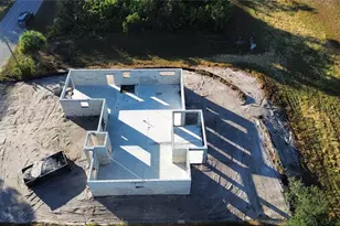 1405 Winthrop St, North Port, FL 34288 - Photo 4