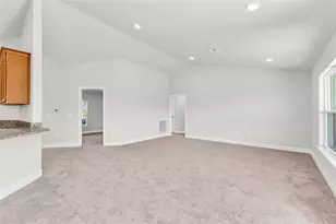 9500 Singer Cir, Port Charlotte, FL 33981 - Photo 10