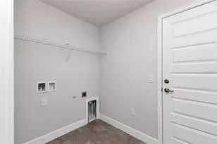 9500 Singer Cir, Port Charlotte, FL 33981 - Photo 38