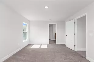 9500 Singer Cir, Port Charlotte, FL 33981 - Photo 32