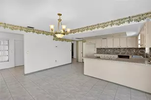 10 Golfview Rd, Rotonda West, FL 33947 - Photo 18