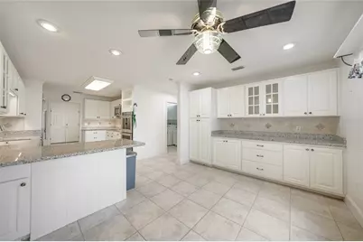 24358 SW Kingsway Circle, Lake Suzy, FL 34269 - Photo 16