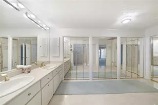 24358 SW Kingsway Cir, Lake Suzy, FL 34269 - Photo 34