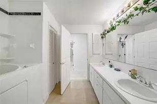 24358 SW Kingsway Cir, Lake Suzy, FL 34269 - Photo 26