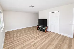 23022 Mc Nulty Ave, Port Charlotte, FL 33952 - Photo 6