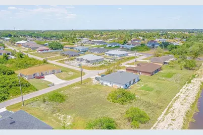 2405/2407 Ansel Avenue S, Lehigh Acres, FL 33973 - Photo 4