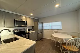 5409 Holiday Park Blvd, North Port, FL 34287 - Photo 10