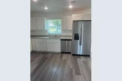 68 Evergreen Street, Punta Gorda, FL 33982 - Photo 2