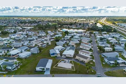 1000 Kings Highway #230, Punta Gorda, FL 33980 - Photo 4