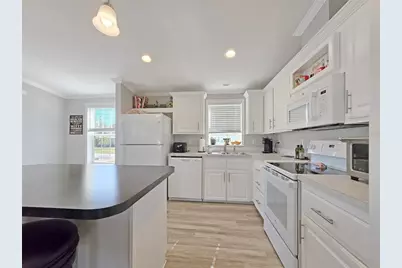 27971 Roanoke Circle, Punta Gorda, FL 33950 - Photo 8