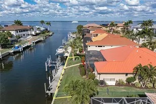 2150 Palm Tree Dr, Punta Gorda, FL 33950 - Photo 4