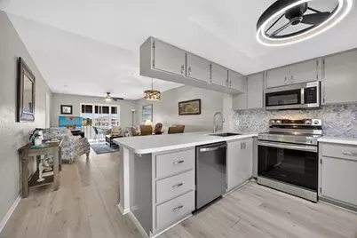 3310 Loveland Boulevard #405, Punta Gorda, FL 33980 - Photo 8