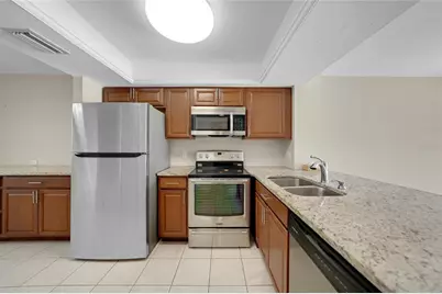 12144 SW Egret Circle #302, Lake Suzy, FL 34269 - Photo 10