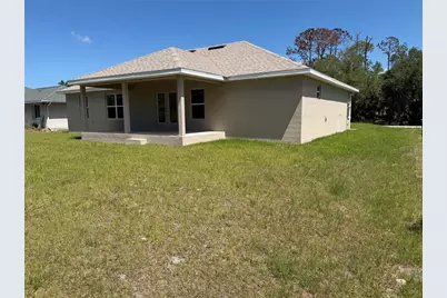 18423 Lamont Avenue, Port Charlotte, FL 33948 - Photo 14