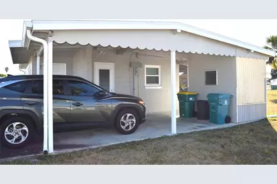 21243 Glendale Avenue, Port Charlotte, FL 33952 - Photo 6