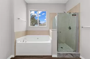 12711 SW Pembroke Cir S, Lake Suzy, FL 34269 - Photo 28