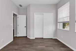 12711 SW Pembroke Cir S, Lake Suzy, FL 34269 - Photo 10