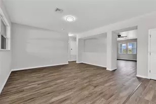 12711 SW Pembroke Cir S, Lake Suzy, FL 34269 - Photo 16