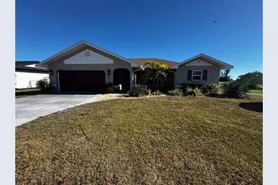 7 Oakland Hills Court, Rotonda West, FL 33947 - Photo 2