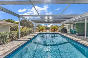 312 Bayshore Rd, Nokomis, FL 34275 - Photo 6