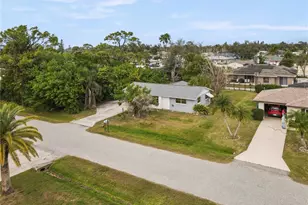 340 Periwinkle Rd, Venice, FL 34293 - Photo 30