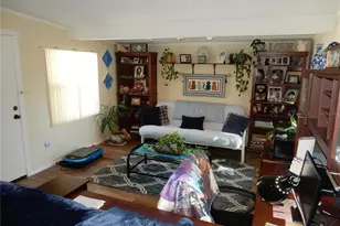 2720 Jay Pl, Sarasota, FL 34235 - Photo 10