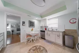 5020 Brittany Dr S, Saint Petersburg, FL 33715 - Photo 6
