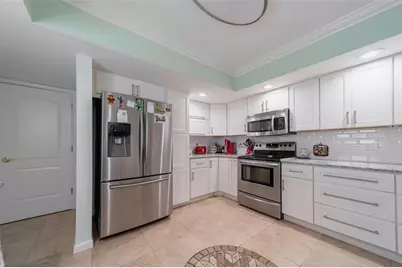 5020 Brittany Drive S #324, Saint Petersburg, FL 33715 - Photo 4