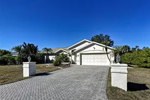 1045 Clearview Dr, Port Charlotte, FL 33953 - Photo 2