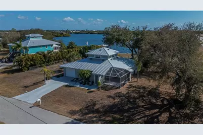 209 Springview Circle NW, Port Charlotte, FL 33948 - Photo 1