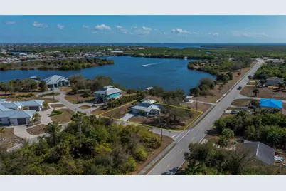 209 Springview Circle NW, Port Charlotte, FL 33948 - Photo 6