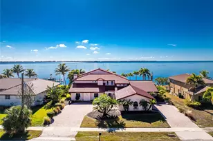 341 Severin Rd SE, Port Charlotte, FL 33952 - Photo 2