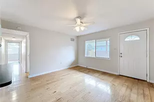 4213 22nd St N, Saint Petersburg, FL 33714 - Photo 8