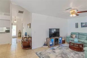 141 Kings Dr, Rotonda West, FL 33947 - Photo 16