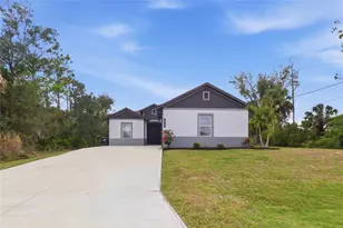 3373 Eagle Pass St, North Port, FL 34286 - Photo 2