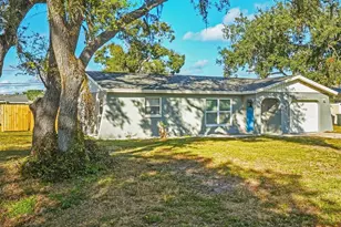 1017 Rosedale Rd, Venice, FL 34293 - Photo 2