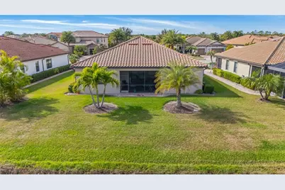 20370 Grazie Place, Venice, FL 34293 - Photo 4