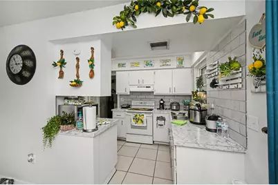 4025 Yucatan Circle, Port Charlotte, FL 33948 - Photo 12