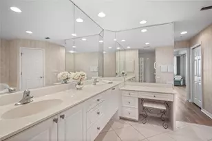 242 Hidden Bay Dr, Osprey, FL 34229 - Photo 38