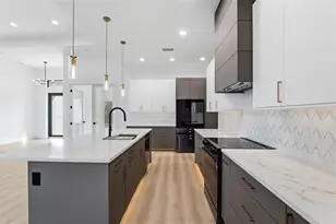 13192 Windcrest Dr, Port Charlotte, FL 33953 - Photo 14