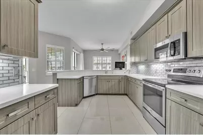 129 Breakers Court #121, Punta Gorda, FL 33950 - Photo 12