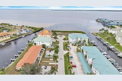 129 Breakers Court #121, Punta Gorda, FL 33950 - Photo 4