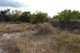 1472 Williams Gray Ct, Avon Park, FL 33825 - Photo 10