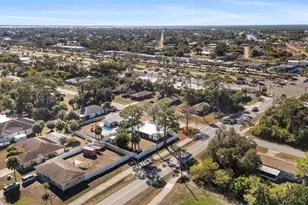 2506 Lakeshore Cir, Port Charlotte, FL 33952 - Photo 44