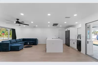 2506 Lakeshore Circle, Port Charlotte, FL 33952 - Photo 10