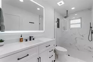 2506 Lakeshore Cir, Port Charlotte, FL 33952 - Photo 30